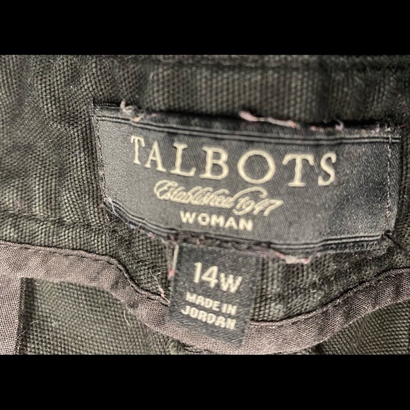 Pre-owned Talbots crop/ankle black pants. - Picture 3 of 10